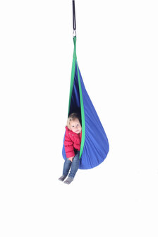 Kinderschommel comfort met lucht element blauw groen sfeerfoto maud 2